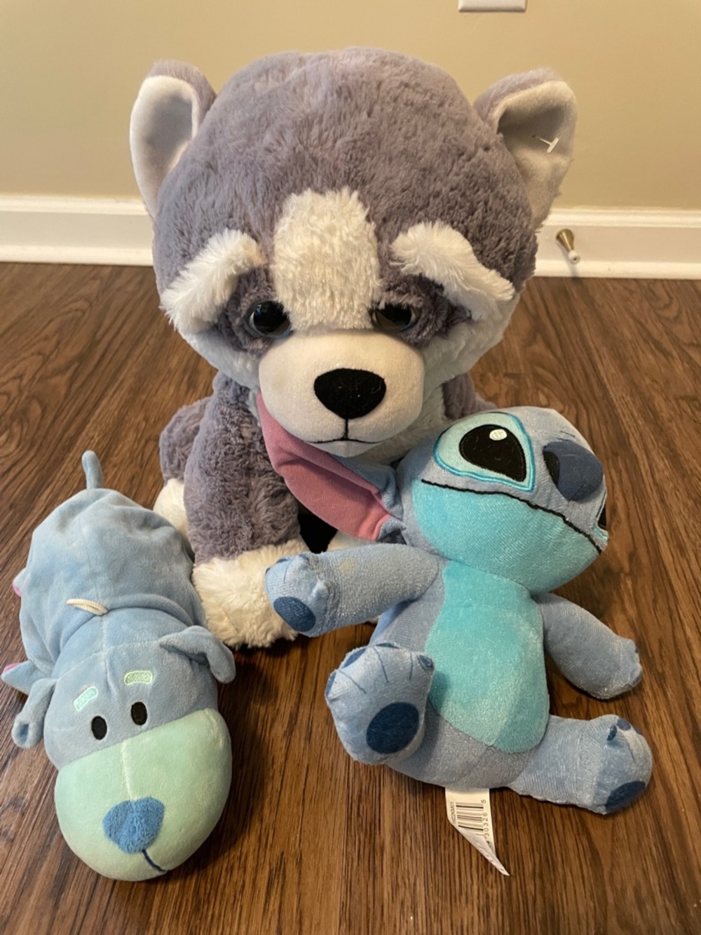 Plush Blue & Gray Stuffed Animal Set with 16” wolf, flipazoo and stitch